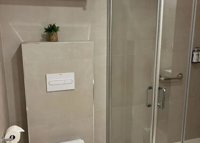 Joaquin Costa 桑坦德